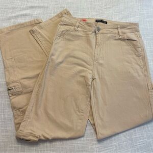 𝖧𝗈𝗍𝖪𝗂𝗌𝗌 𝖢𝖺𝗋𝗀𝗈 𝖯𝖺𝗇𝗍𝗌